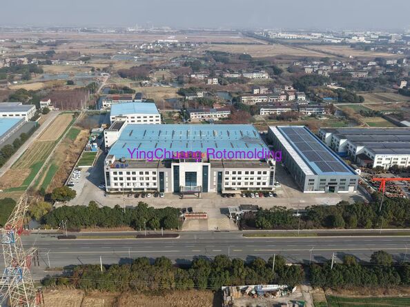 Changzhou Yingchuang Rotomolding Equipment Co,. Ltd productielijn van de fabrikant
