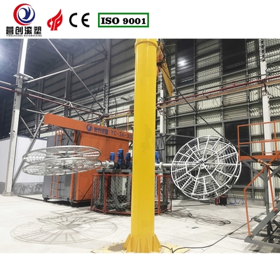 kopen Energiebesparende PLC-gecontroleerde watertankmachine / roterende gietmachine voor PE-plastic online manufacture